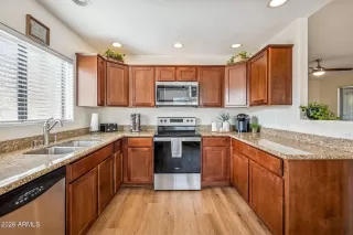 Photo #2: 6962849 Listing 