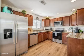 Photo #3: 6962849 Listing 