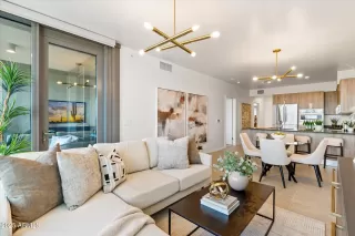 Photo #5: 6962864 Listing