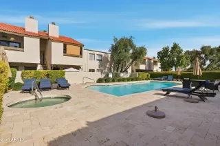 Photo #2: 6963016 Listing 