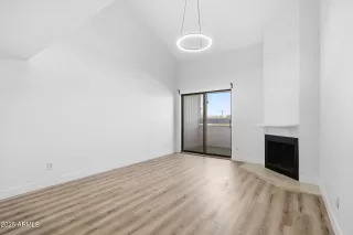 Photo #4: 6963016 Listing 