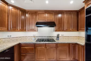 Photo #4: 6963061 Listing