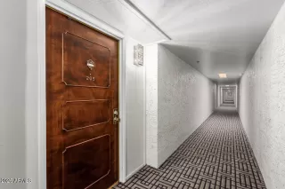 Photo #4: 6963422 Listing