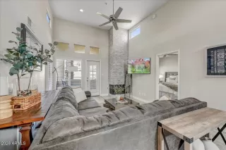 Photo #6: 6963442 Listing 