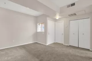 Photo #5: 6963463 Listing 