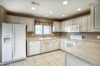 Photo #5: 6963492 Listing 