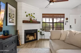 Photo #3: 6963650 Listing 