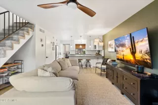 Photo #4: 6963650 Listing 