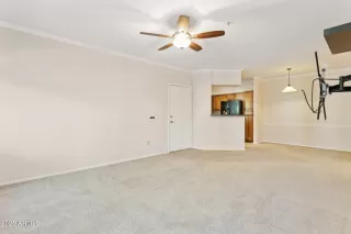 Photo #5: 6963726 Listing 