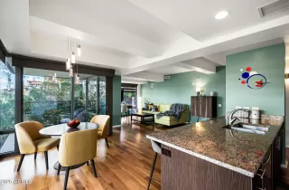 Photo #2: 6963749 Listing 