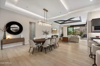 Photo #5: 6963856 Listing 