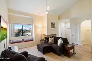 Photo #3: 6963869 Listing 