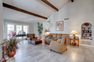 Photo #3: 6963921 Listing 