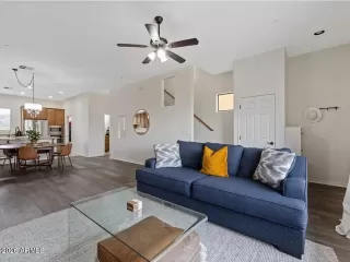 Photo #4: 6963982 Listing 