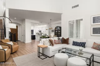 Photo #3: 6964052 Listing 