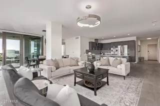 Photo #1: 6964053 Listing