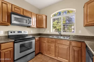 Photo #6: 6964249 Listing 