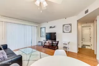 Photo #1: 6964294 Listing