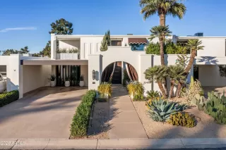 Photo #6: 6964332 Listing 