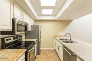 Photo #4: 6964379 Listing