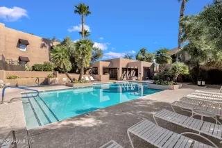 Photo #5: 6964477 Listing