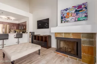 Photo #4: 6964488 Listing