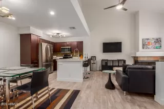 Photo #6: 6964488 Listing