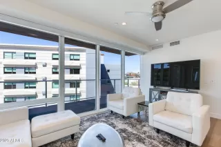 Photo #4: 6964511 Listing