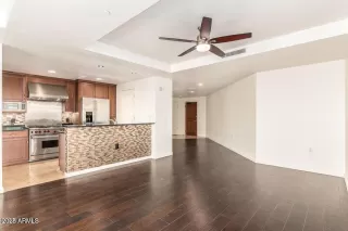 Photo #6: 6964835 Listing 