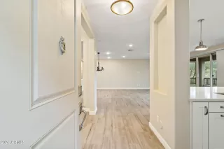 Photo #4: 6965226 Listing 