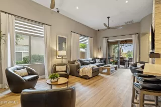 Photo #4: 6965229 Listing 