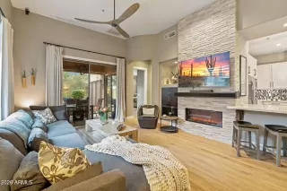 Photo #6: 6965229 Listing 