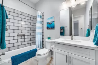 Photo #3: 6965278 Listing 