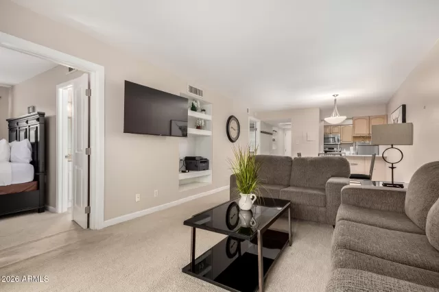 MLS: 6965343 Condo For Sale