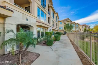 Photo #6: 6965419 Listing