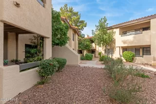 Photo #3: 6965618 Listing