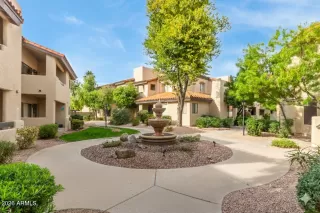 Photo #6: 6965618 Listing