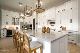 Photo #2: 6965620 Listing 