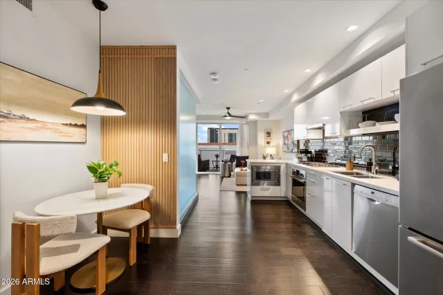 MLS: 6965741 Condo For Sale