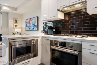 Photo #5: 6965741 Listing 