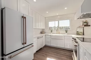 Photo #6: 6965800 Listing 