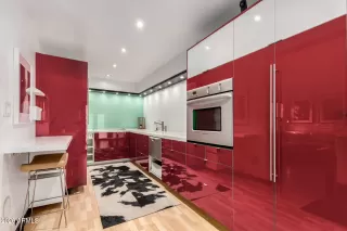 Photo #5: 6965819 Listing