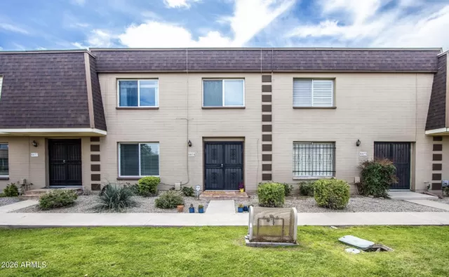 MLS: 6965885 Condo For Sale