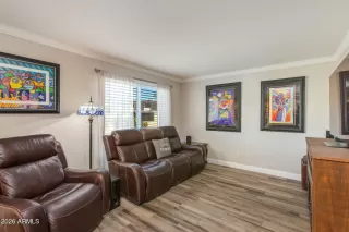 Photo #4: 6965885 Listing