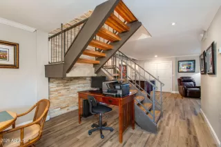 Photo #6: 6965885 Listing