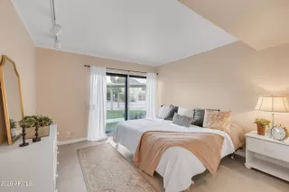 Photo #2: 6965932 Listing