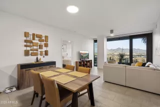 Photo #2: 6966051 Listing