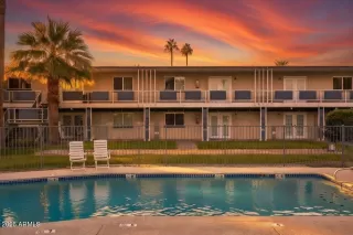 Photo #1: 6966108 Listing 