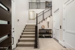 Photo #1: 6966185 Listing 