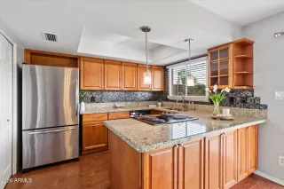 Photo #6: 6966193 Listing 